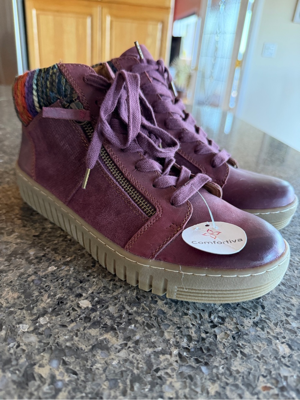 New Size 9 Comfortiva Align Ankle Boots